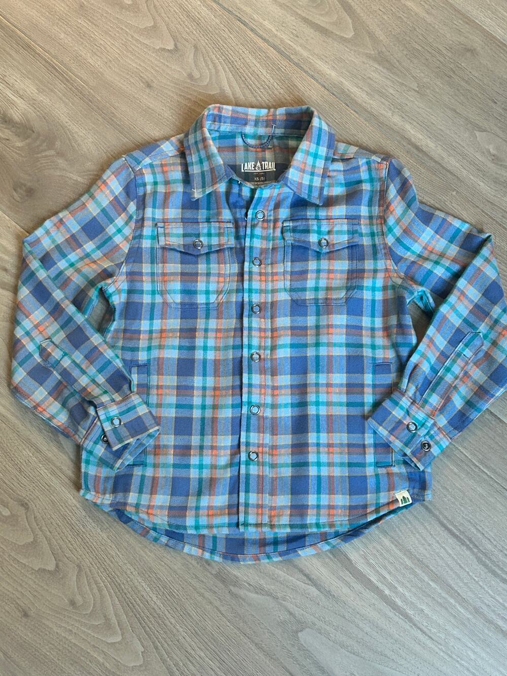 Boys Lake & Trail Plaid Flannel Long Sleeve Button Down Shirt/Jacket, Size XS-5